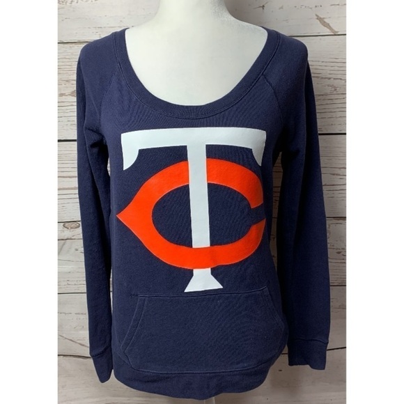 NWOT PINK VS TC Twins Crewneck Sweater Medium - Picture 3 of 6